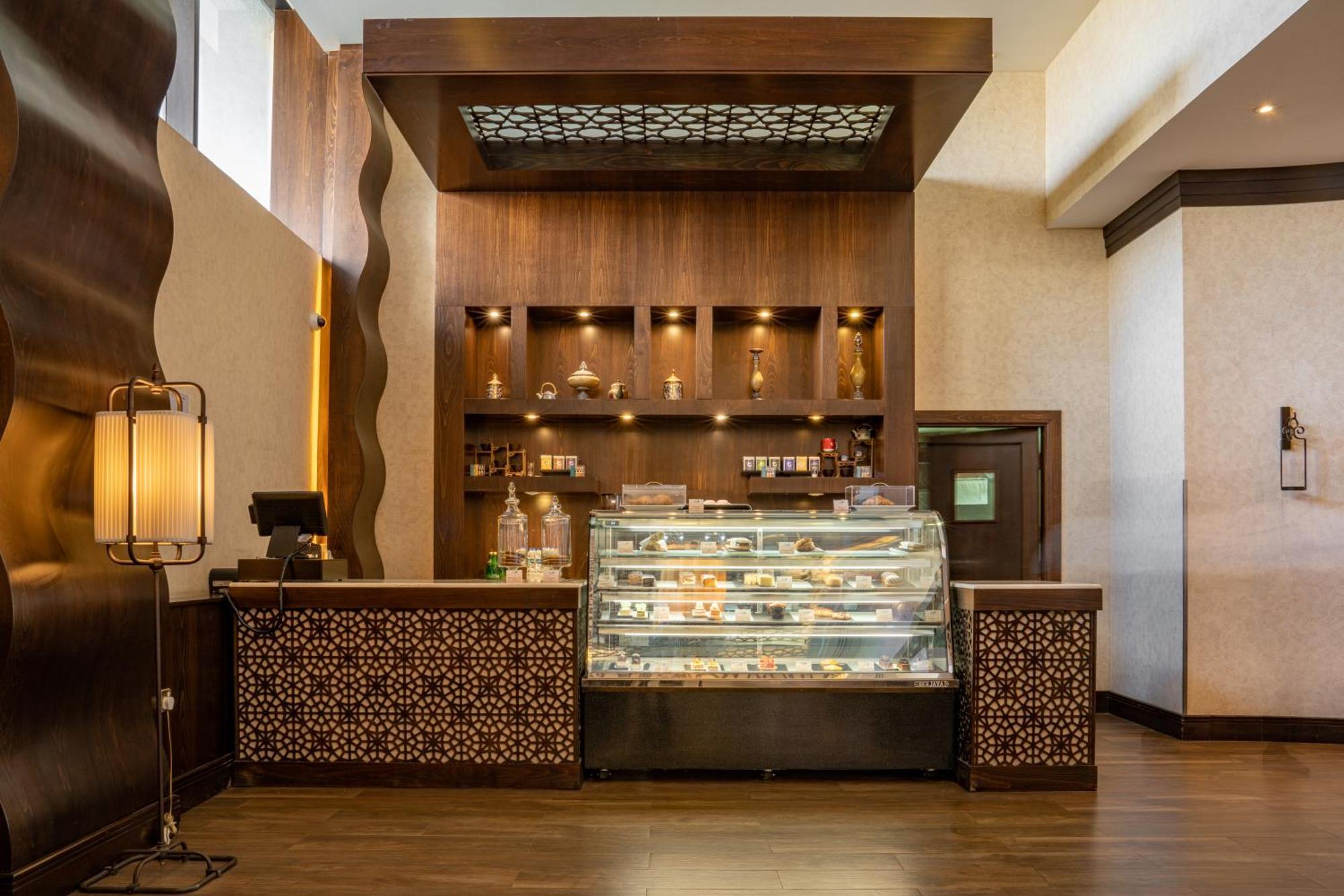 Danat Al Ain Resort Eksteriør bilde The Coffee Shop