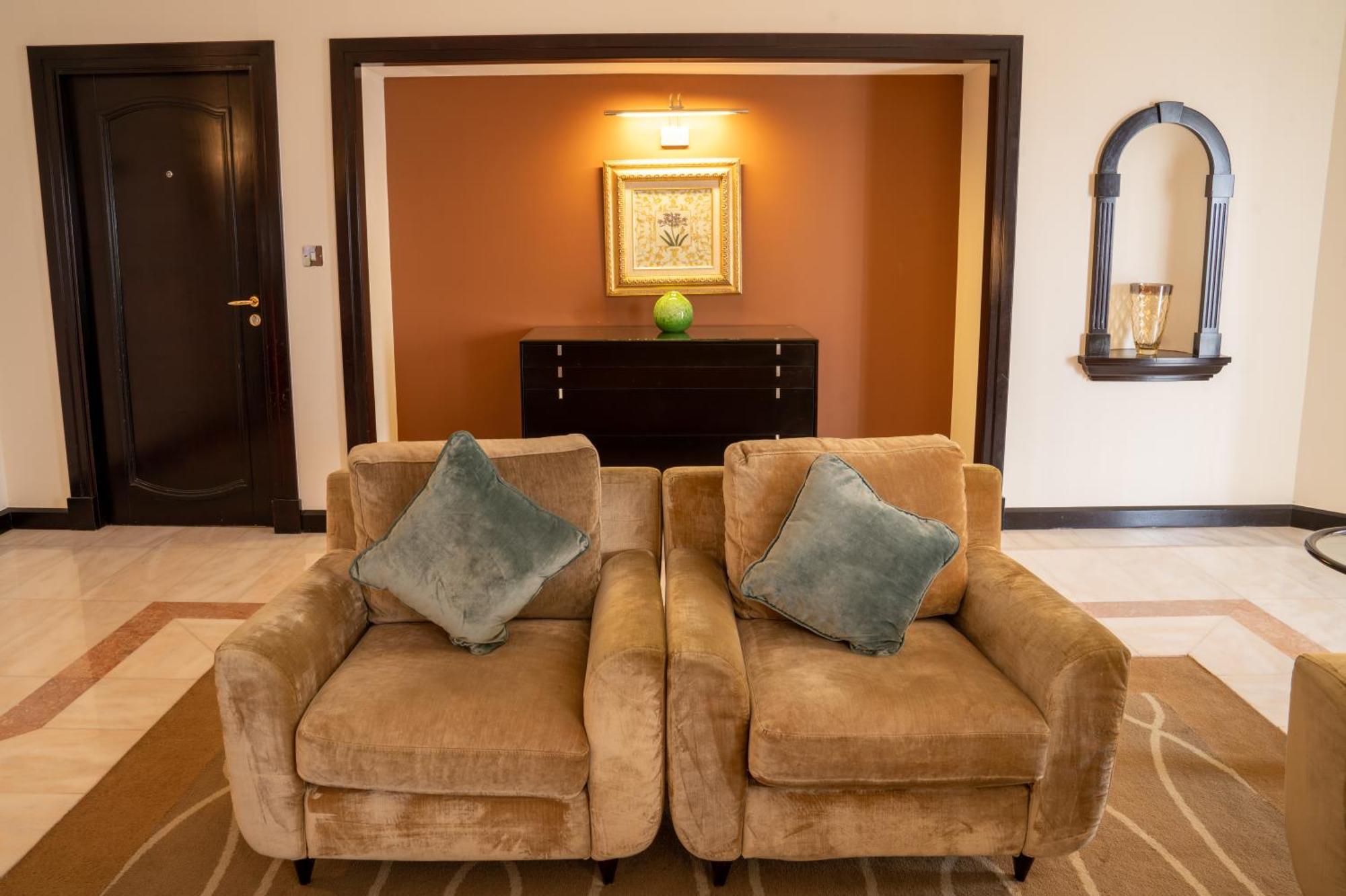 Danat Al Ain Resort Eksteriør bilde A sofa