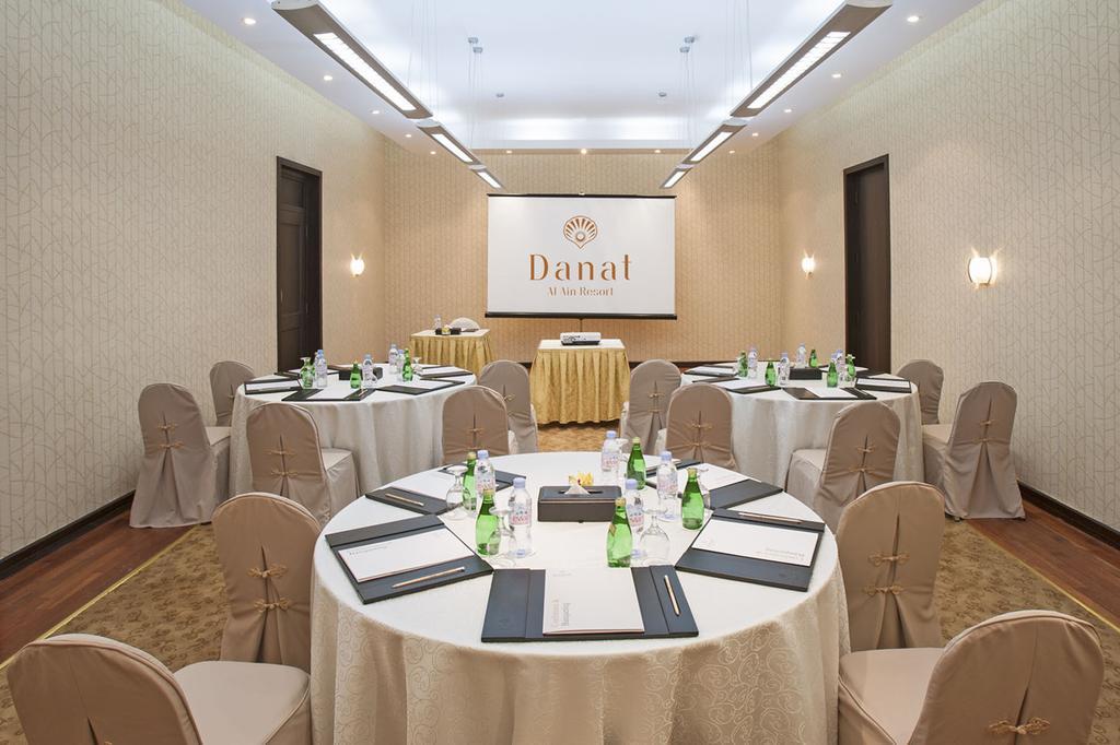 Danat Al Ain Resort Eksteriør bilde Meeting room