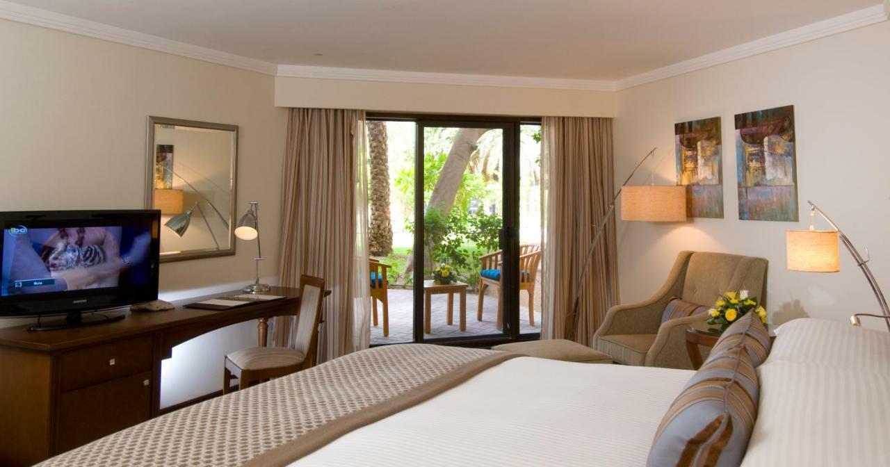 Danat Al Ain Resort Eksteriør bilde Deluxe room